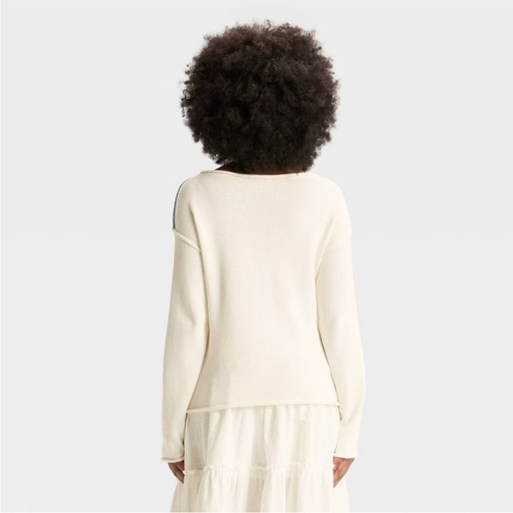 Wild Fable Women's Wide Crewneck Pullover Sweater Offwhite Blue Star, XS, NWT - Picture 2 of 12